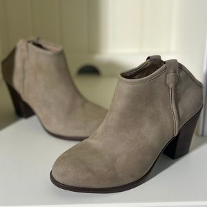 Mix No. 6 Women’s Tan Suede Open Heel Ankle Boot - Size 8